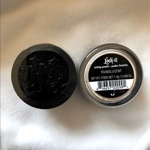 Kat Von D setting powder x2